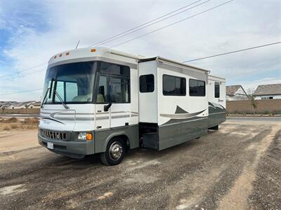 2005 Winnebago Voyage 35D  SUPER CLEAN-LOW MILES - Photo 6 - Madera, CA 93636