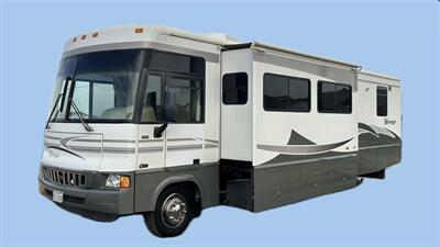 2005 Winnebago Voyage 35D  SUPER CLEAN-LOW MILES