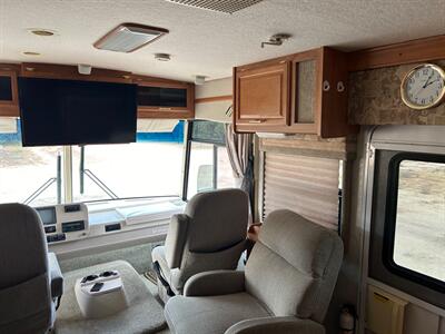 2005 Winnebago Voyage 35D  SUPER CLEAN-LOW MILES - Photo 22 - Madera, CA 93636