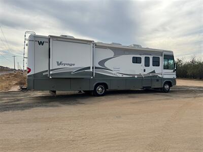 2005 Winnebago Voyage 35D  SUPER CLEAN-LOW MILES - Photo 12 - Madera, CA 93636