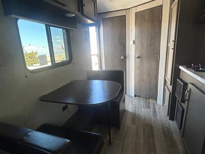 2021 Jayco Jayflight 195RB   - Photo 15 - Madera, CA 93636