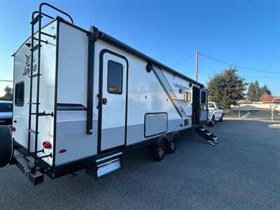 2024 Jayco Jay Feather 27BHB   - Photo 3 - Madera, CA 93636
