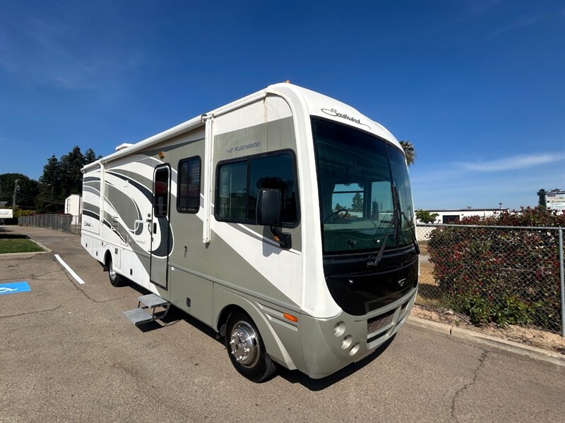 2006 Southwind 32V   - Photo 1 - Madera, CA 93636