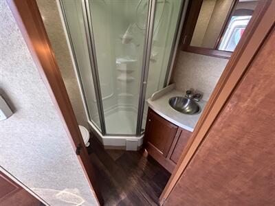 2012 Eclipse Evolution 17FBS   - Photo 14 - Madera, CA 93636