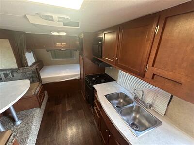 2012 Eclipse Evolution 17FBS   - Photo 9 - Madera, CA 93636
