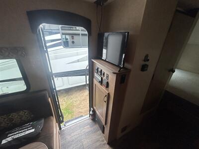 2017 Starcraft SATELITE 16KS   - Photo 11 - Madera, CA 93636