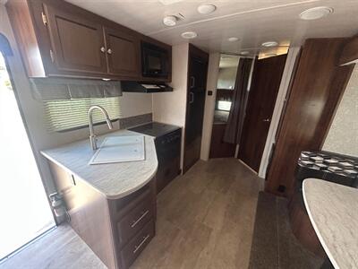 2019 Heartland MALLARD IDM 245   - Photo 29 - Madera, CA 93636