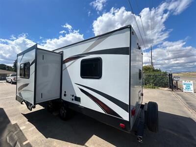 2019 Heartland MALLARD IDM 245   - Photo 25 - Madera, CA 93636