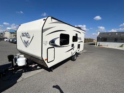 2018 Forest River Micro Light 19FD   - Photo 7 - Madera, CA 93636