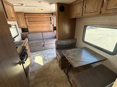 2018 Forest River Micro Light 19FD   - Photo 25 - Madera, CA 93636