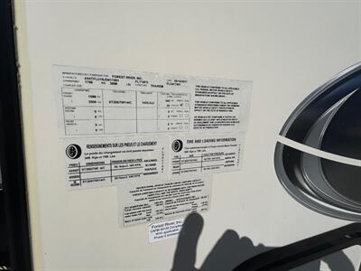 2018 Forest River Micro Light 19FD   - Photo 26 - Madera, CA 93636