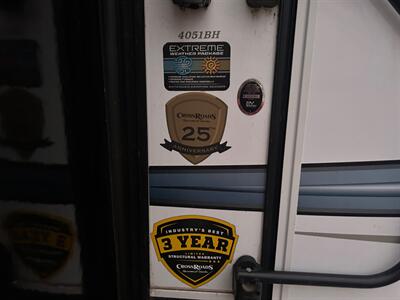 2022 Crossroads RV Cameo 4051BH   - Photo 36 - Madera, CA 93636