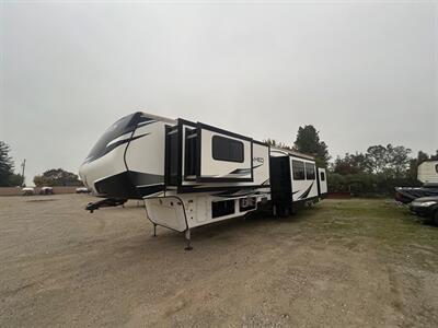 2022 Crossroads RV Cameo 4051BH   - Photo 7 - Madera, CA 93636