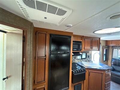2017 STARCRAFT AUTUMN RIDGE 265RLS   - Photo 8 - Madera, CA 93636