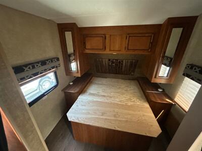 2017 STARCRAFT AUTUMN RIDGE 265RLS   - Photo 15 - Madera, CA 93636