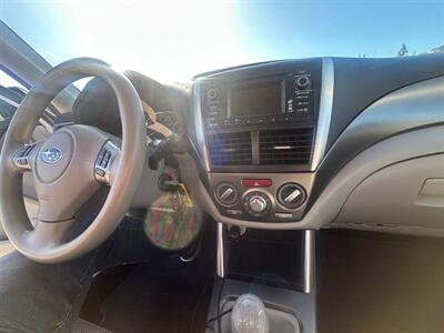 2013 Subaru Forester 2.5X Premium   - Photo 13 - Madera, CA 93636