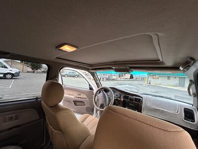 1999 Toyota 4Runner Limited   - Photo 21 - Madera, CA 93636