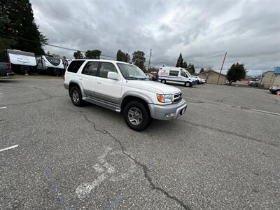 1999 Toyota 4Runner Limited   - Photo 4 - Madera, CA 93636