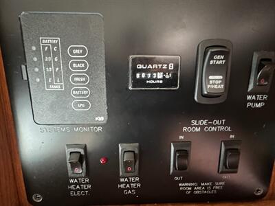 2006 R-Vision Trail Lite 293B+   - Photo 20 - Madera, CA 93636