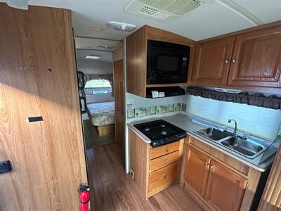 2006 R-Vision Trail Lite 293B+   - Photo 9 - Madera, CA 93636