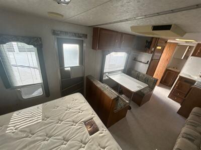 2000 FOREST RIVER WILDWOOD T26   - Photo 3 - Madera, CA 93636