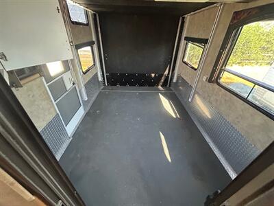 2008 Keystone Fusion 362   - Photo 9 - Madera, CA 93636