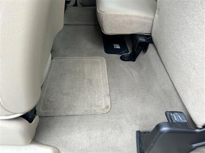 2005 Ford F-250 Super Duty Lariat   - Photo 28 - Madera, CA 93636