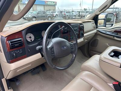 2005 Ford F-250 Super Duty Lariat   - Photo 10 - Madera, CA 93636