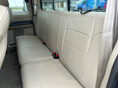 2005 Ford F-250 Super Duty Lariat   - Photo 21 - Madera, CA 93636