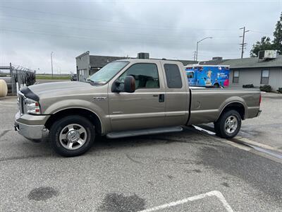 2005 Ford F-250 Super Duty Lariat Truck