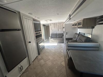 2022 Palomino Puma 31 FKRK   - Photo 10 - Madera, CA 93636