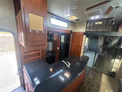 2011 Keystone Fusion FZ398   - Photo 10 - Madera, CA 93636