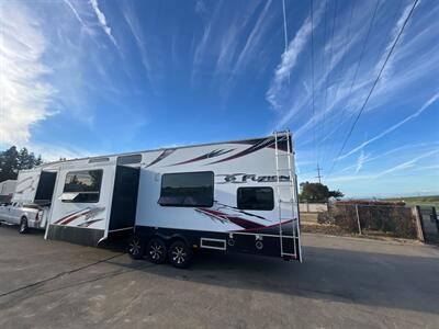 2011 Keystone Fusion FZ398   - Photo 5 - Madera, CA 93636