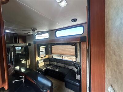 2011 Keystone Fusion FZ398   - Photo 9 - Madera, CA 93636