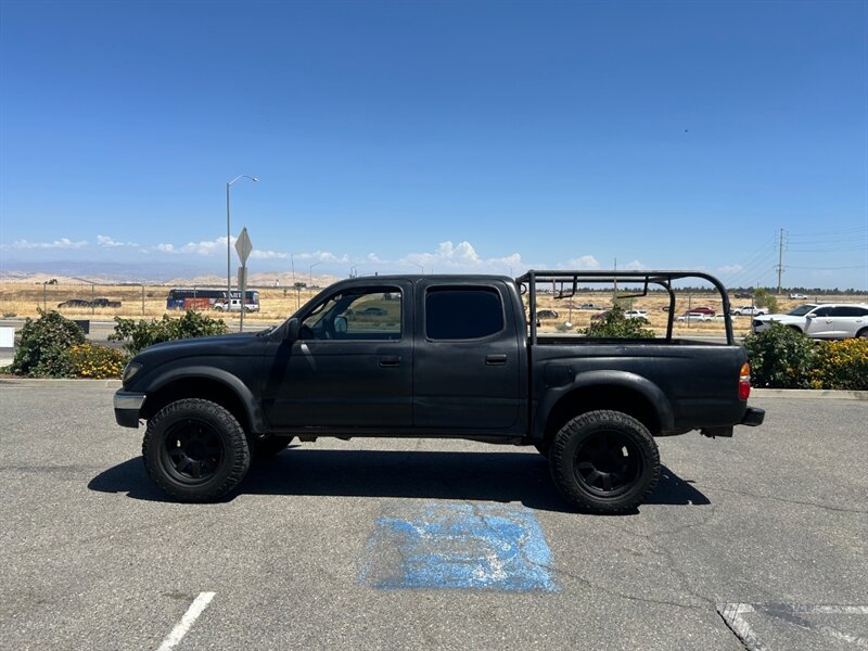 2003 Toyota Tacoma Crewcab 4x4 4 door  