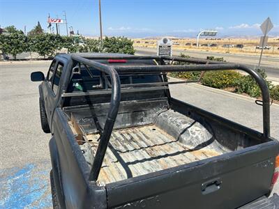 2003 Toyota Tacoma Crewcab 4x4 4 door   - Photo 15 - Madera, CA 93636
