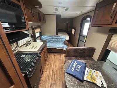 2016 Jayco 23RB   - Photo 15 - Madera, CA 93636
