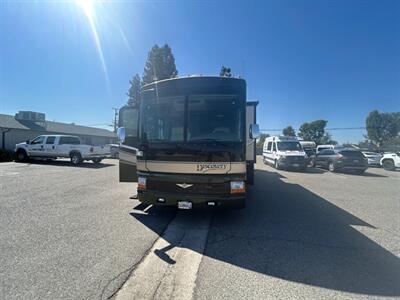 2004 Fleetwood Discovery 35M   - Photo 17 - Madera, CA 93636