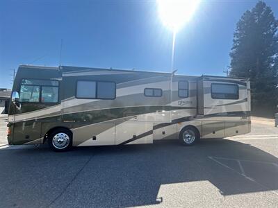 2004 Fleetwood Discovery 35M   - Photo 12 - Madera, CA 93636