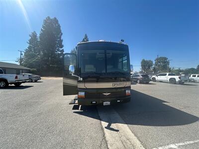 2004 Fleetwood Discovery 35M   - Photo 18 - Madera, CA 93636
