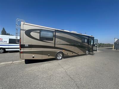2004 Fleetwood Discovery 35M   - Photo 3 - Madera, CA 93636