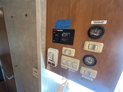 2006 Fleetwood Gearbox 260   - Photo 8 - Madera, CA 93636