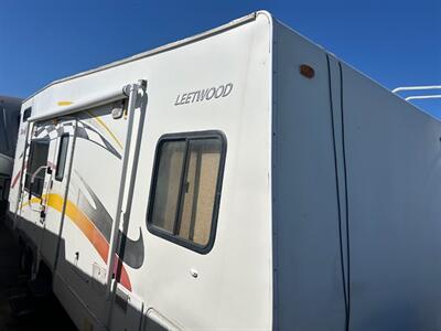 2006 Fleetwood Gearbox 260   - Photo 3 - Madera, CA 93636