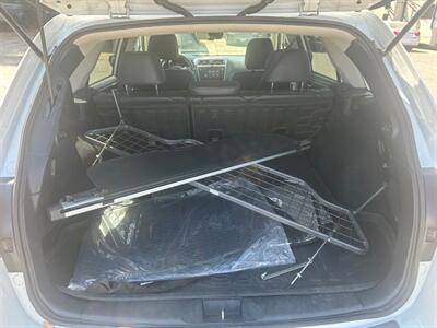 2019 Subaru Outback 3.6R Limited   - Photo 12 - Madera, CA 93636