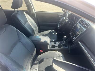 2019 Subaru Outback 3.6R Limited   - Photo 16 - Madera, CA 93636