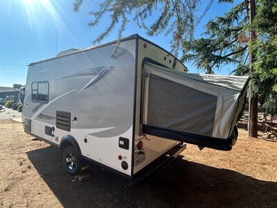 2017 JAYCO JAY FEATHER X17X   - Photo 3 - Madera, CA 93636