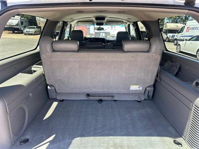 2004 Chevrolet Suburban 1500 4dr 1500   - Photo 18 - Madera, CA 93636