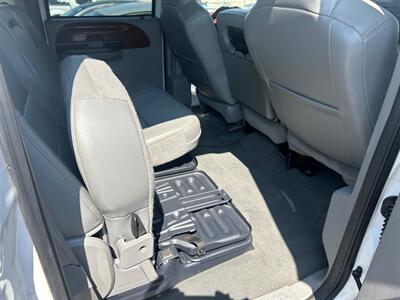 2005 Ford F-250 Super Duty XL 4dr Crew Cab XL   - Photo 98 - Madera, CA 93636