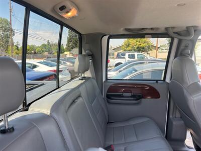 2005 Ford F-250 Super Duty XL 4dr Crew Cab XL   - Photo 100 - Madera, CA 93636