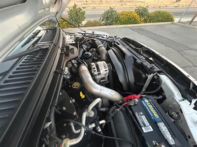 2005 Ford F-250 Super Duty XL 4dr Crew Cab XL   - Photo 27 - Madera, CA 93636